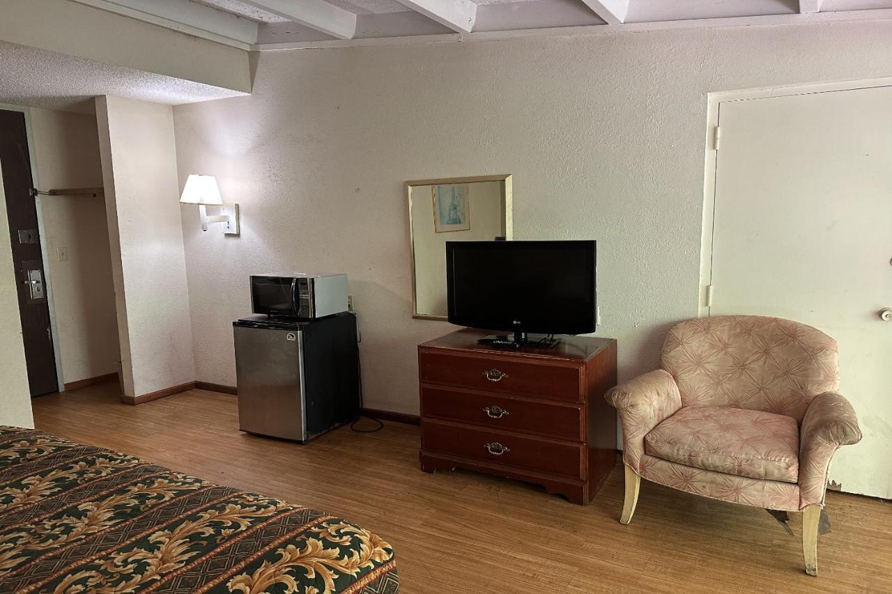 Kampus Inn Gainesville - University Area Hotel 외부 사진